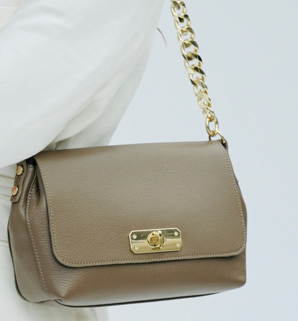 Apatchy London The Maisie Maxi Leather Bag
