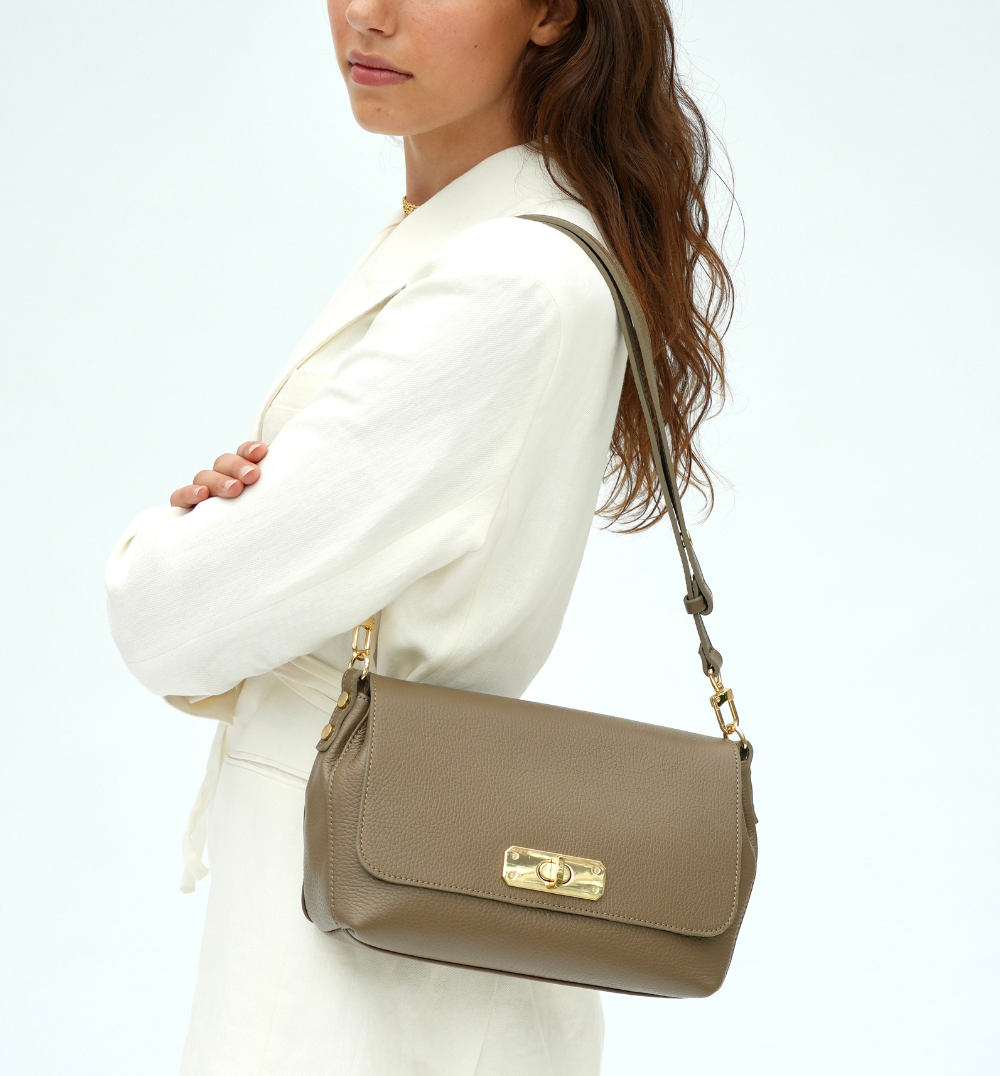 Apatchy London The Maisie Maxi Leather Bag