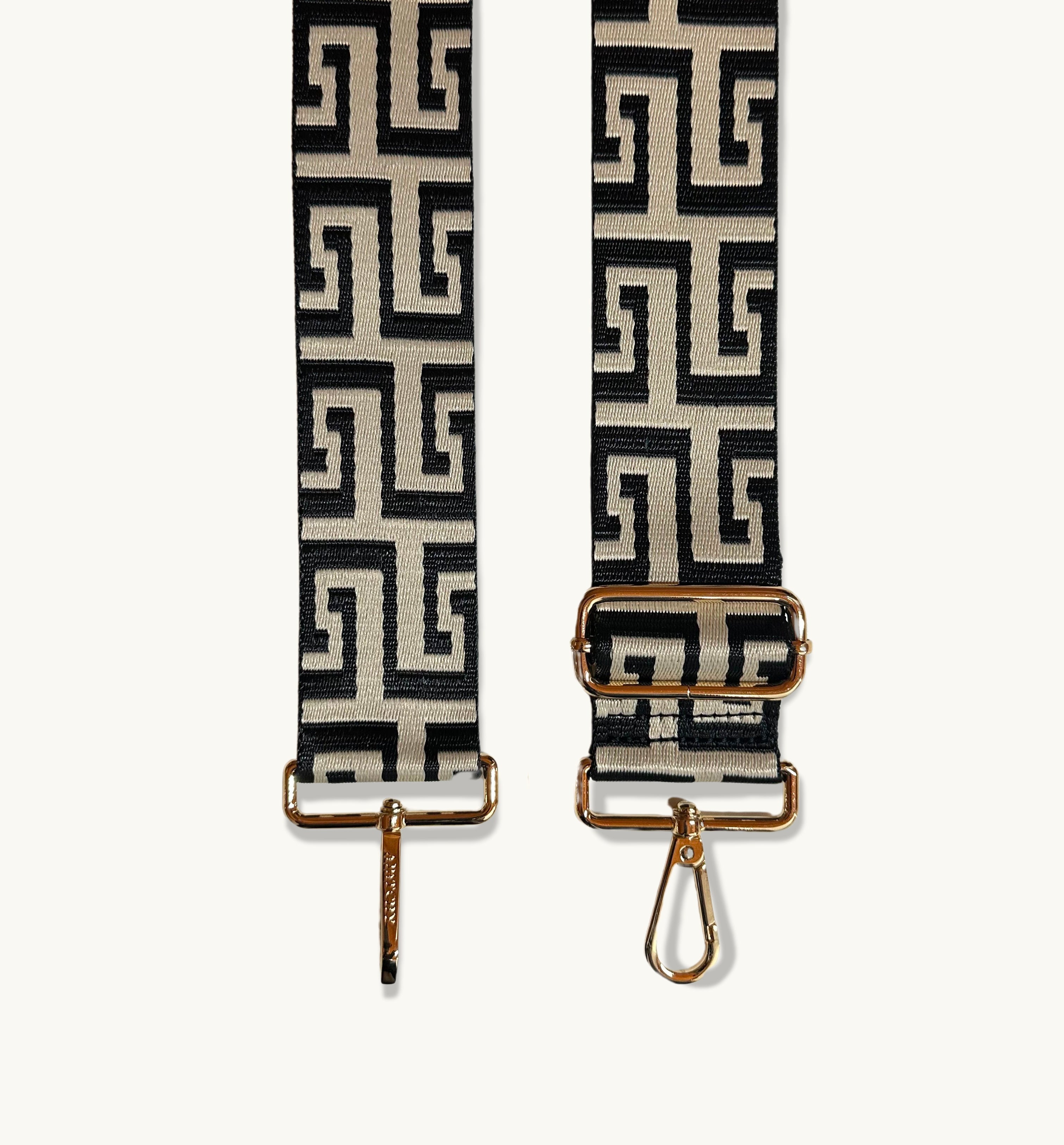 Apatchy London The Tassel Leather Crossbody Bag With & Stone Maze Strap