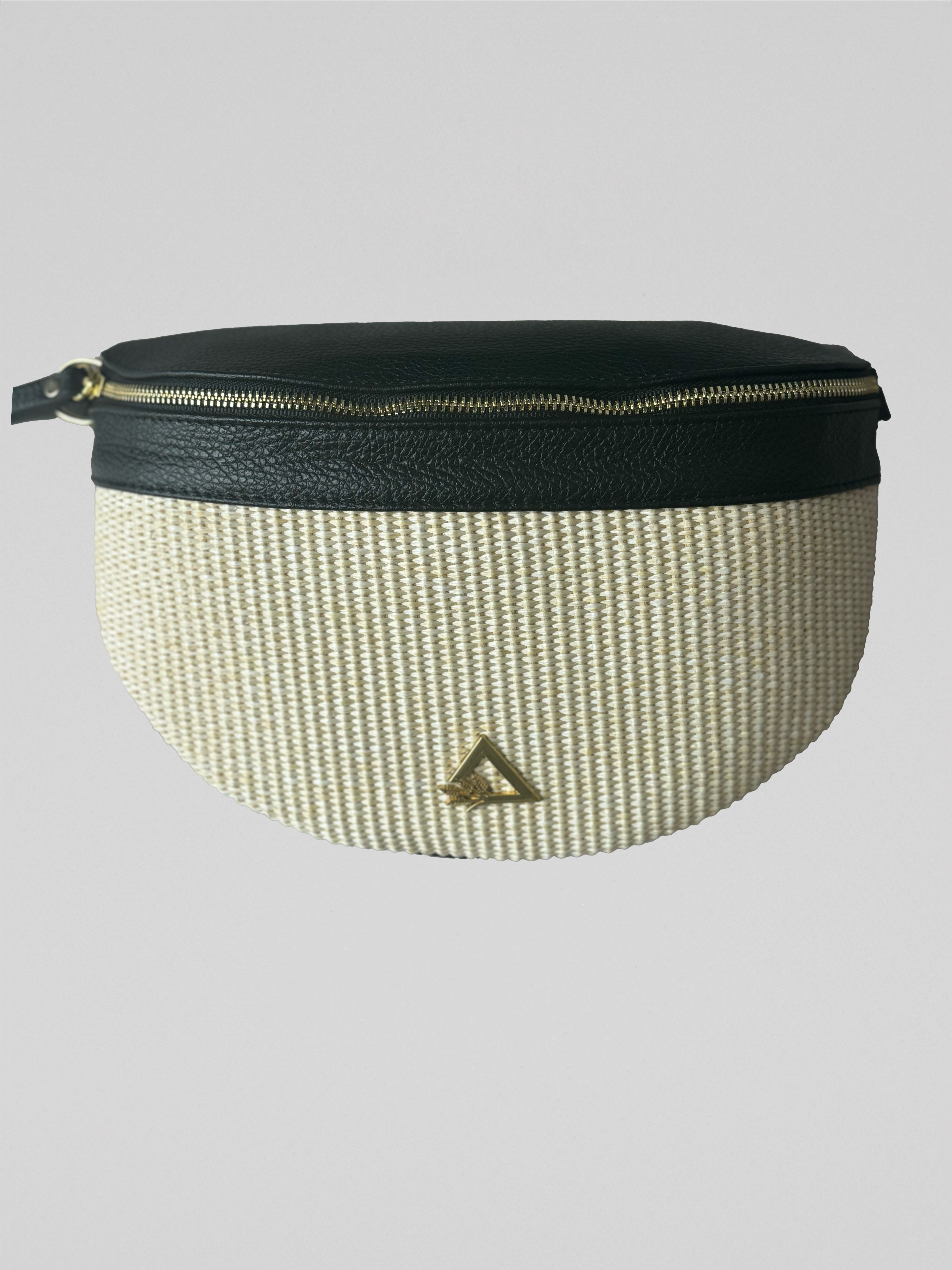 Elie Beaumont Hay Life X Elie Beaumont Raffia Sling Bag Black