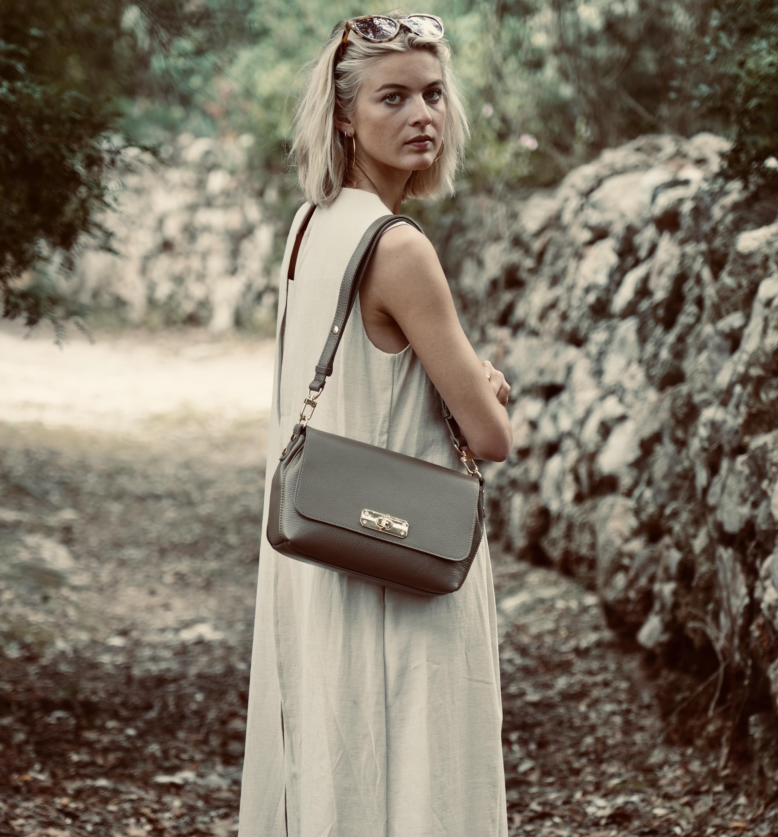 Apatchy London The Maisie Maxi Leather Bag