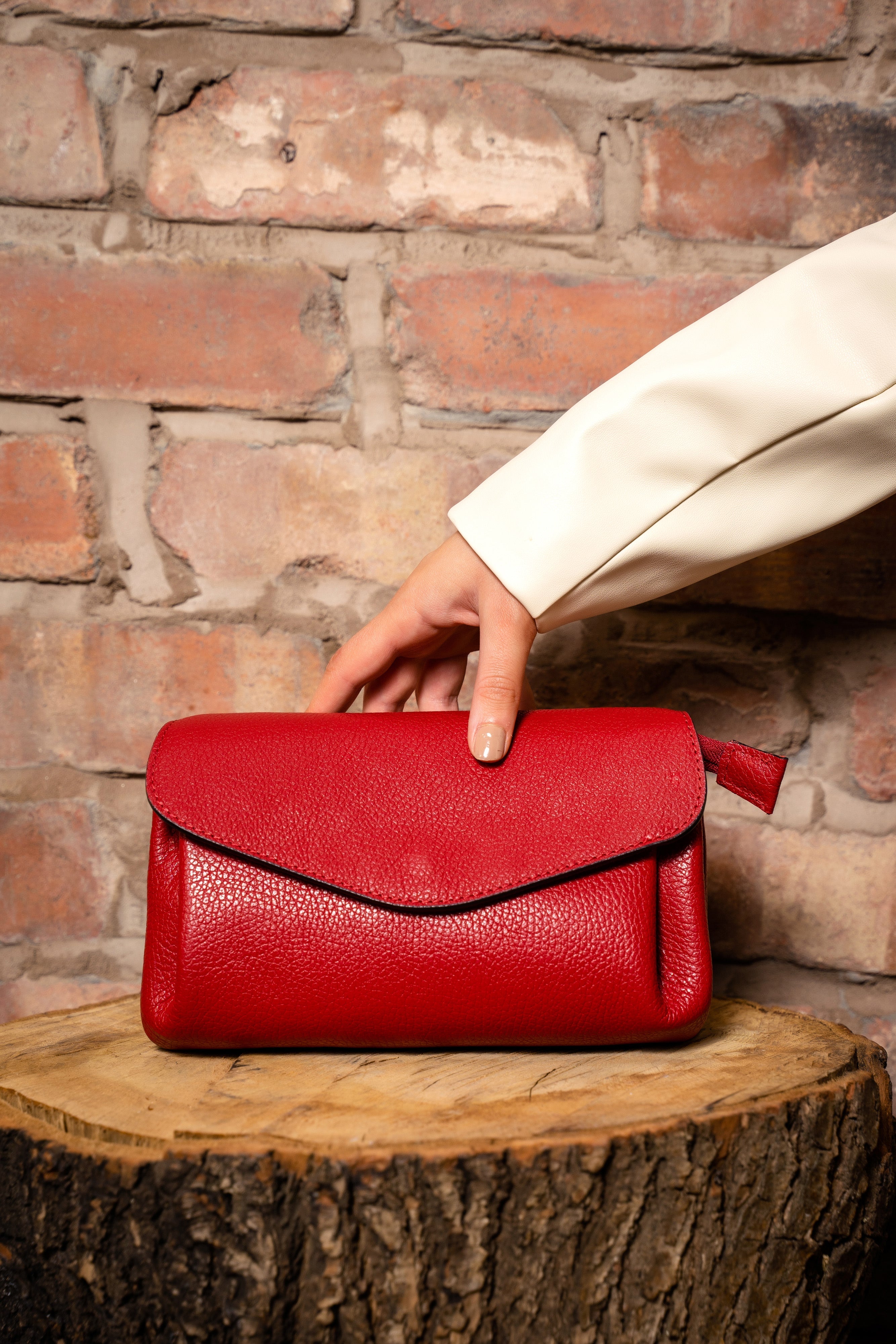 Elie Beaumont Envelope Red ( Tricolour Strap)