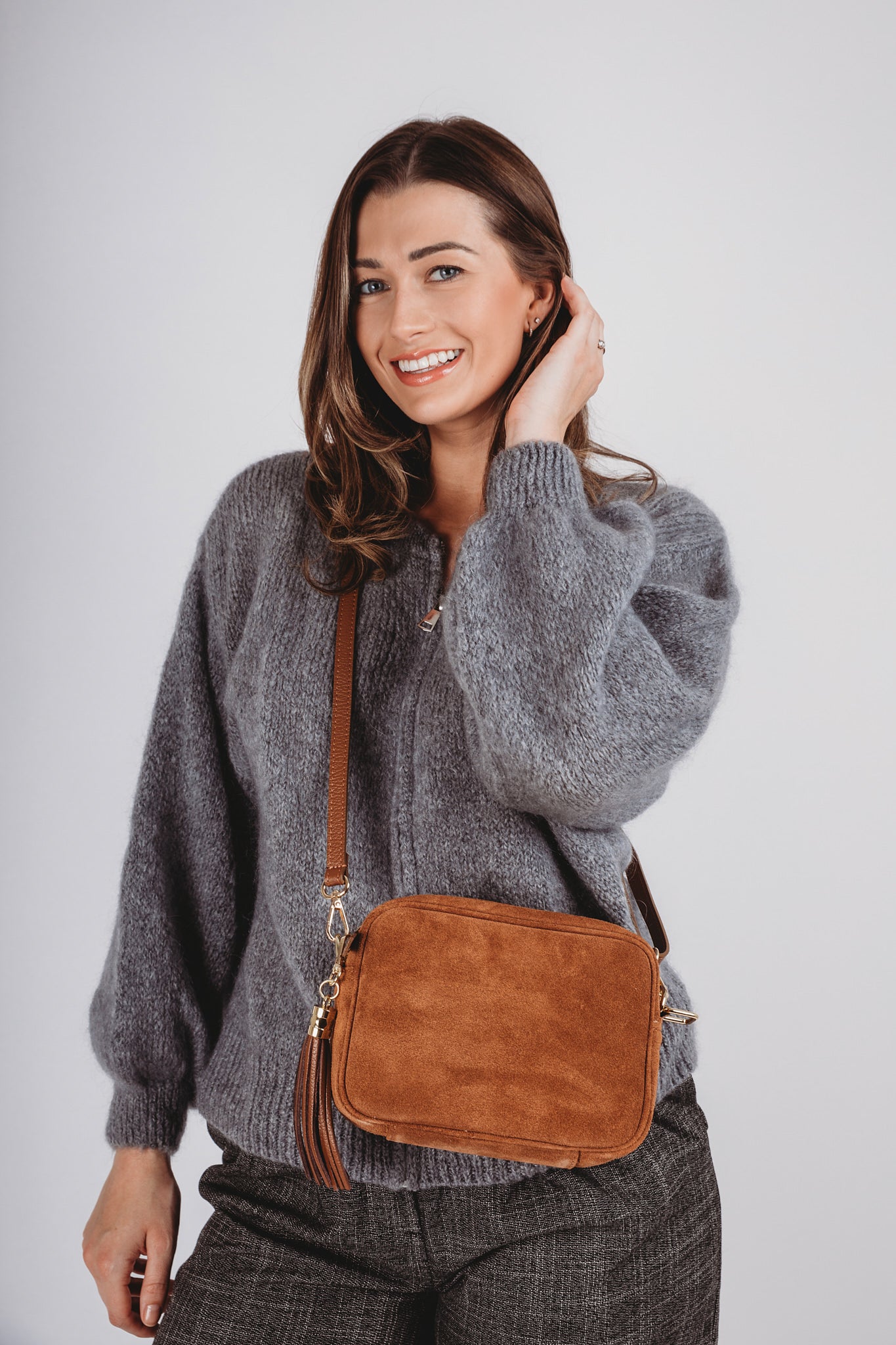 Elie Beaumont Crossbody Tassel Suede - Tan