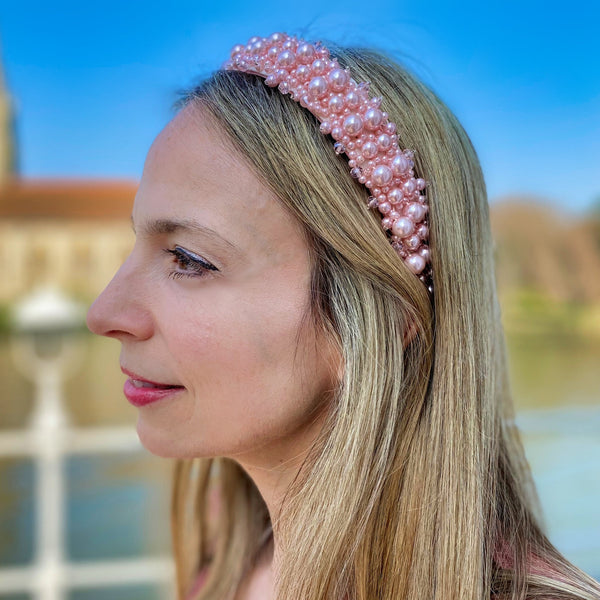 QueenMee Pearl Headband with Crystal