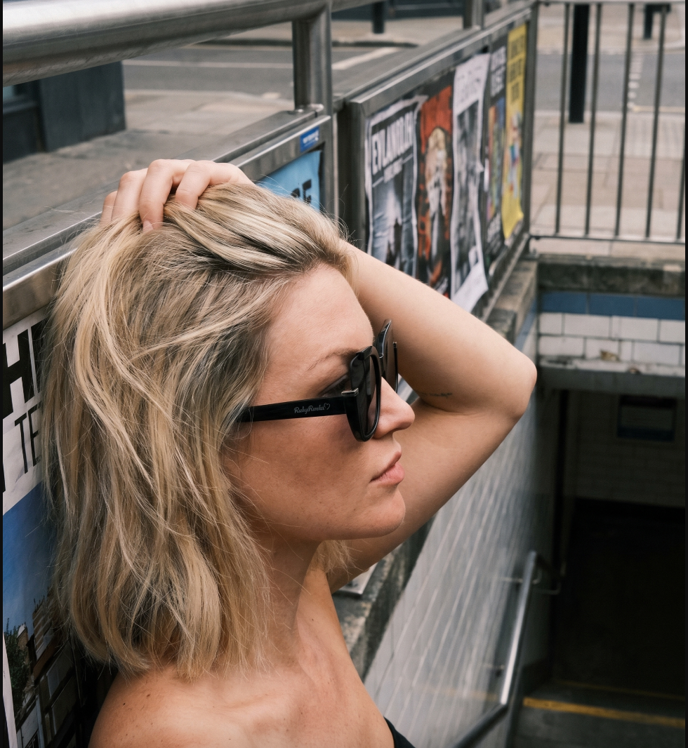 Ruby Rocks 'Elizabeth' Square Sunglasses In Black RR73-3