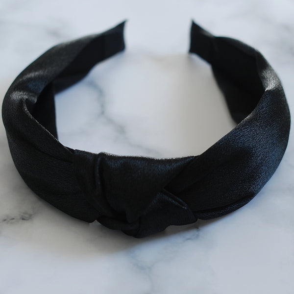 QueenMee Black Knot Headband