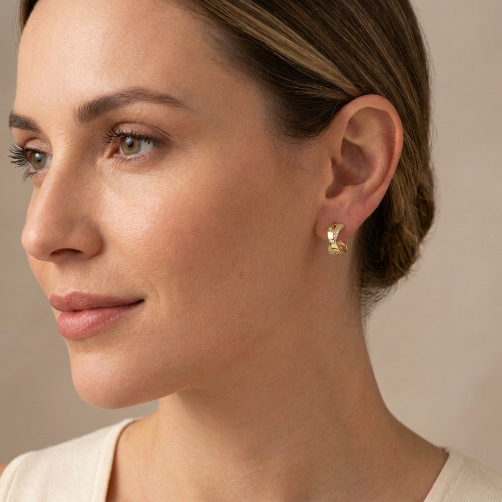 Clara Gold Hoop