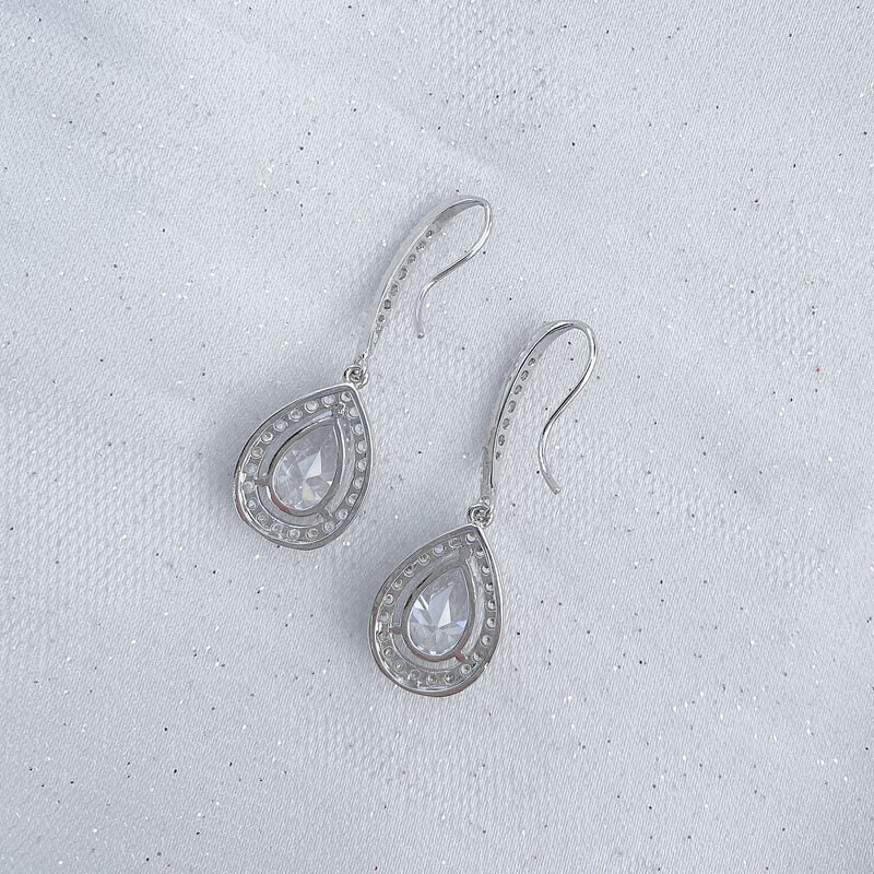 QueenMee Long Drop Earrings Diamante Earrings