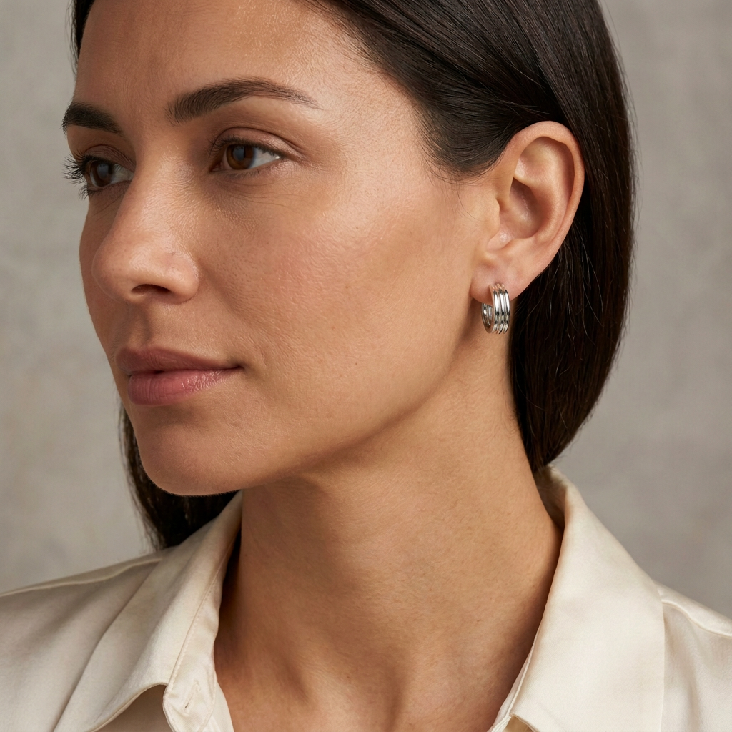 Rivas Huggie 14mm Silver Hoop