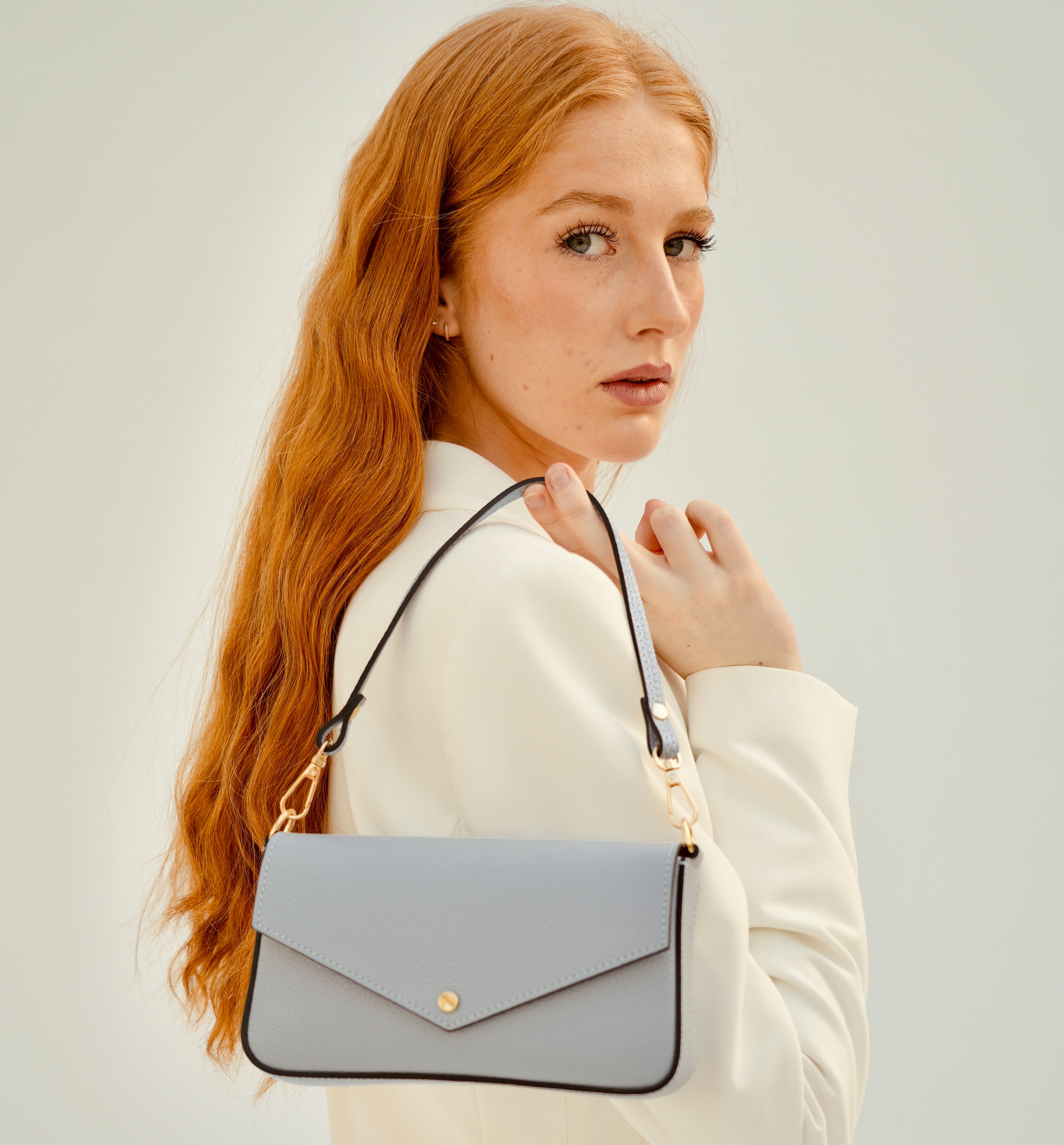 Apatchy London The Munro Sky Leather Shoulder Bag
