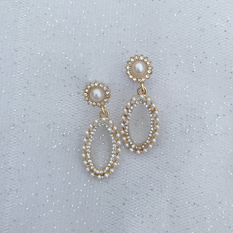 QueenMee Vintage Earrings Pearl Gold Oval