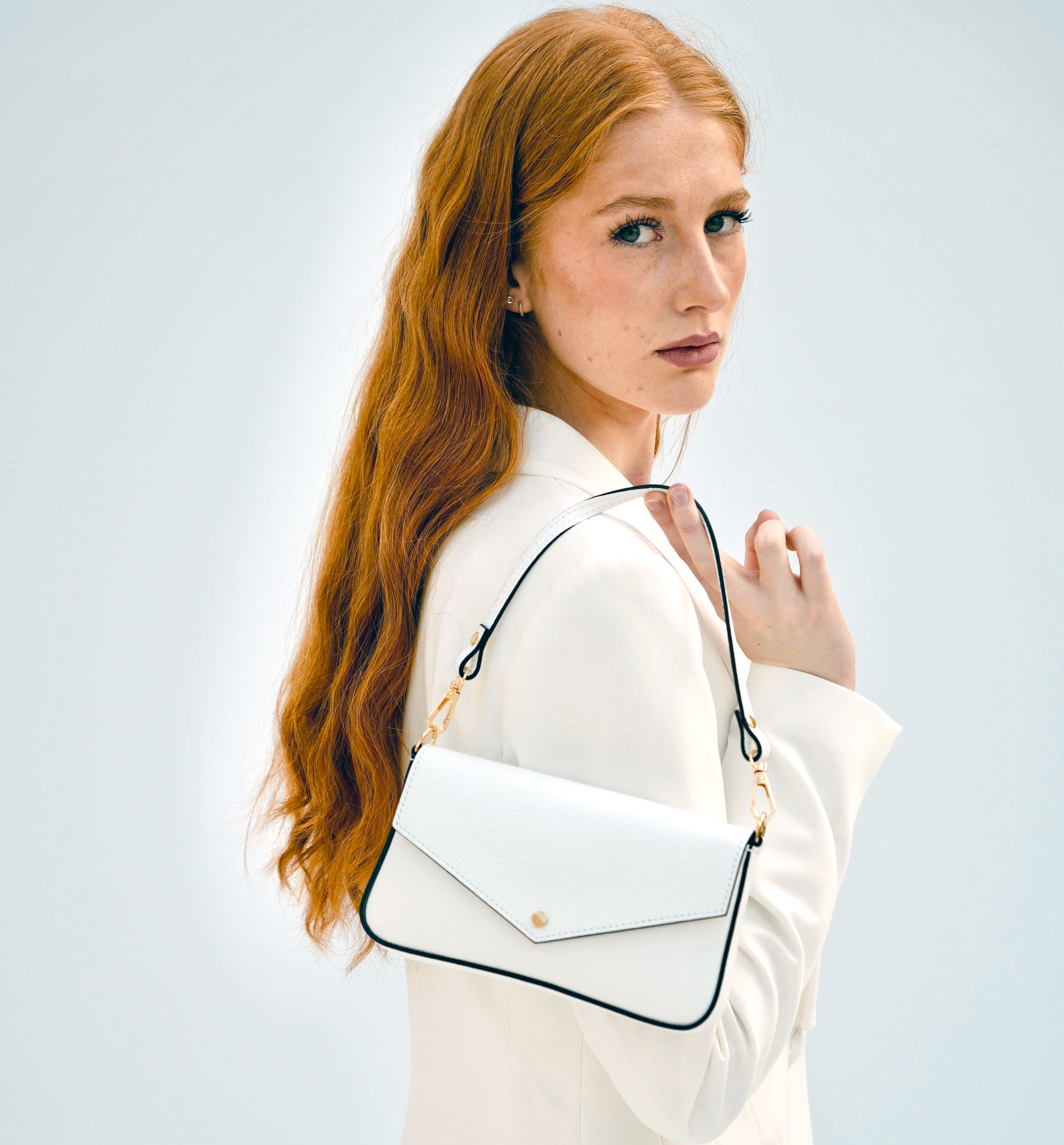 Apatchy London The Munro White Leather Shoulder Bag