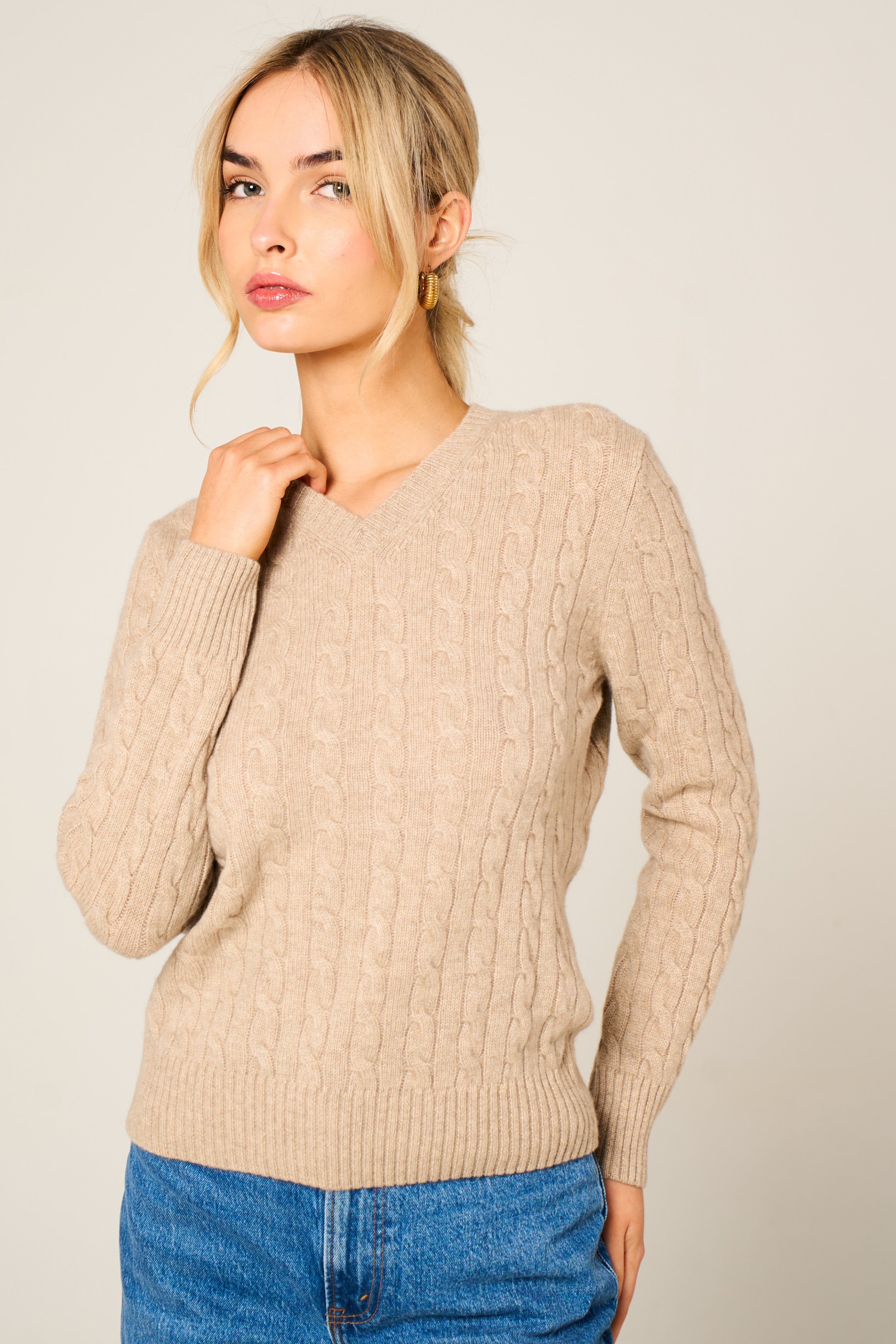 Cashmere Polo Club Larisa Ladies V-Neck Pullover Allover Cable Knit - 100% Cashmere
