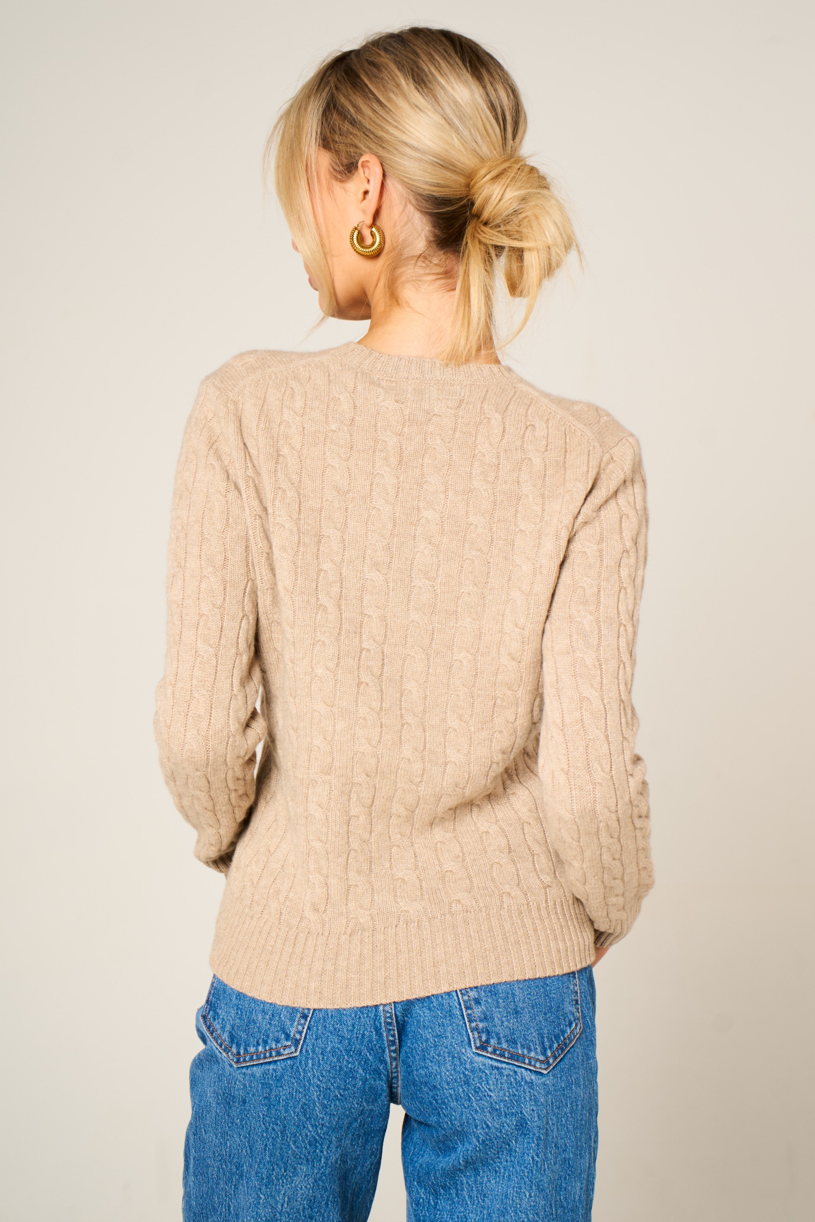 Cashmere Polo Club Larisa Ladies V-Neck Pullover Allover Cable Knit - 100% Cashmere