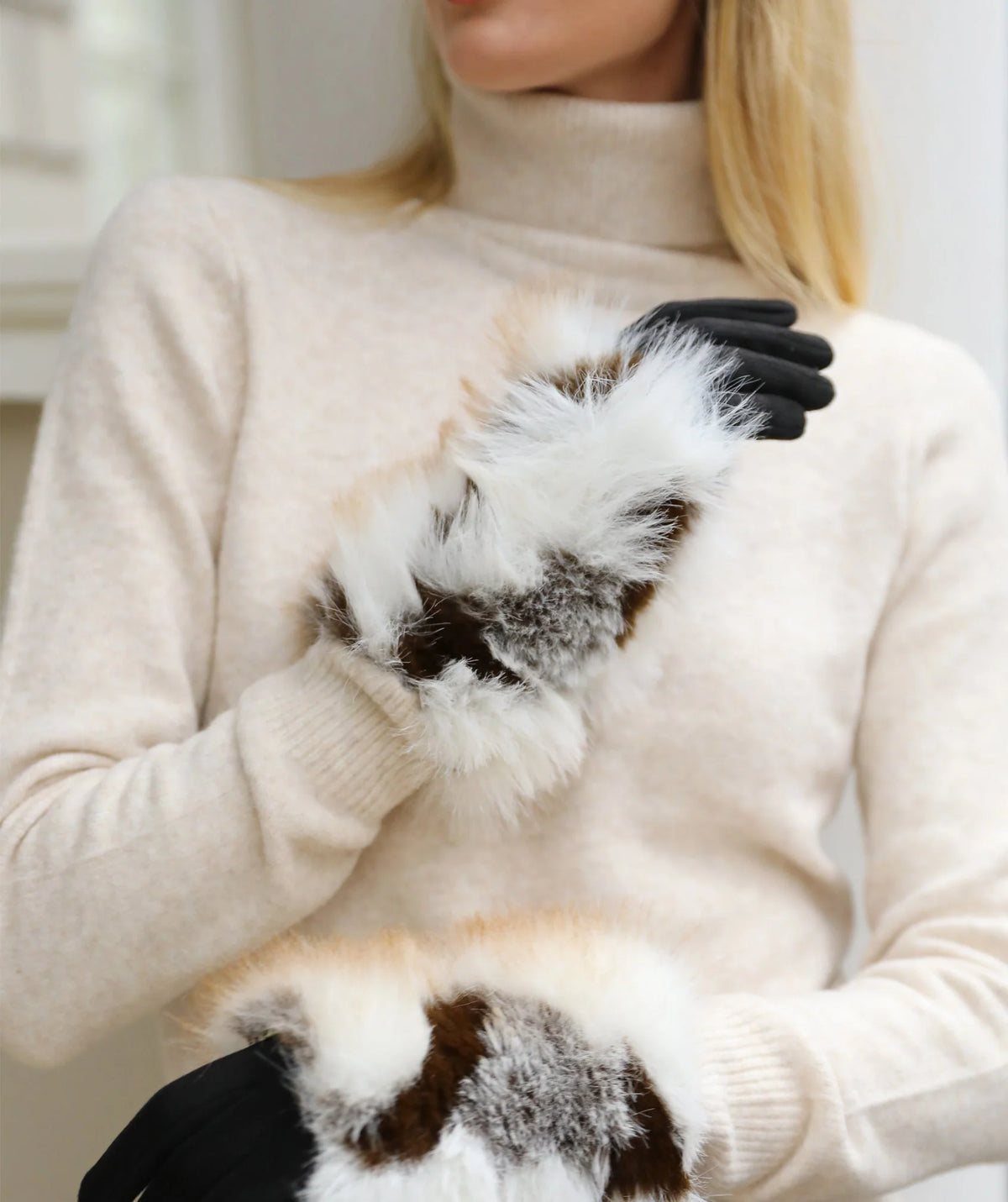 Textured Faux Fur Gloves | Premium Fit