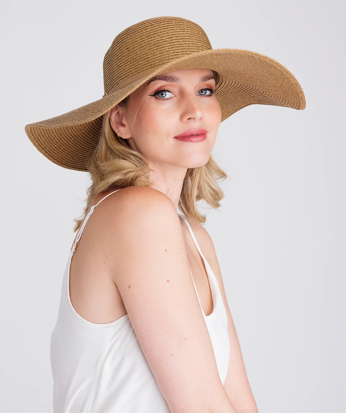 Natural Wide Brim Floppy Hat with Faux Leather Belt