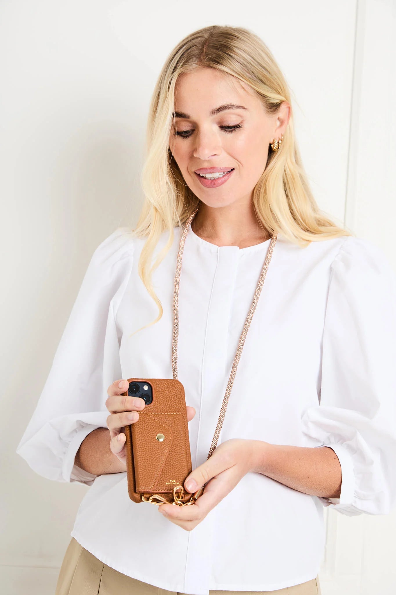 Elie Beaumont Genuine Leather iPhone Case - Tan - Daisy Chain Lanyard