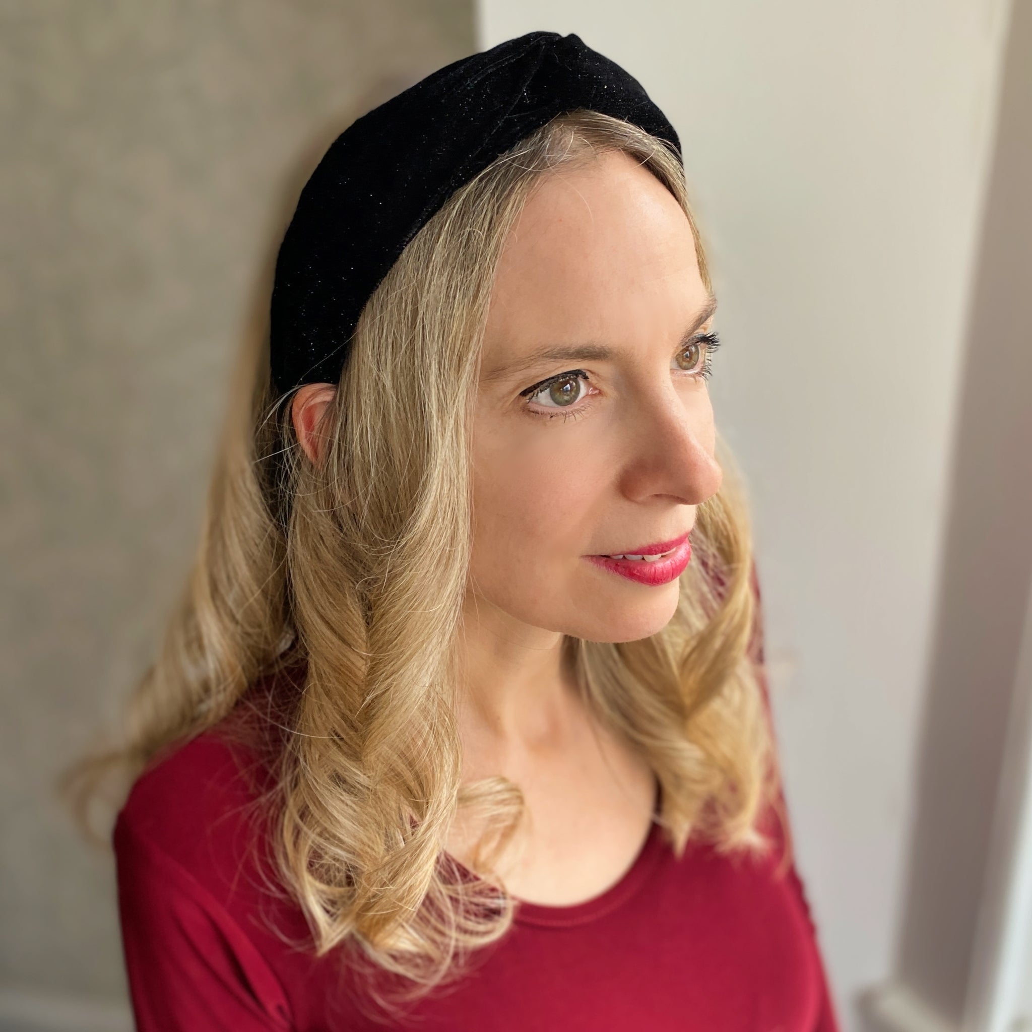 QueenMee Velvet Headband Velvet Knot Headband in Red or Black