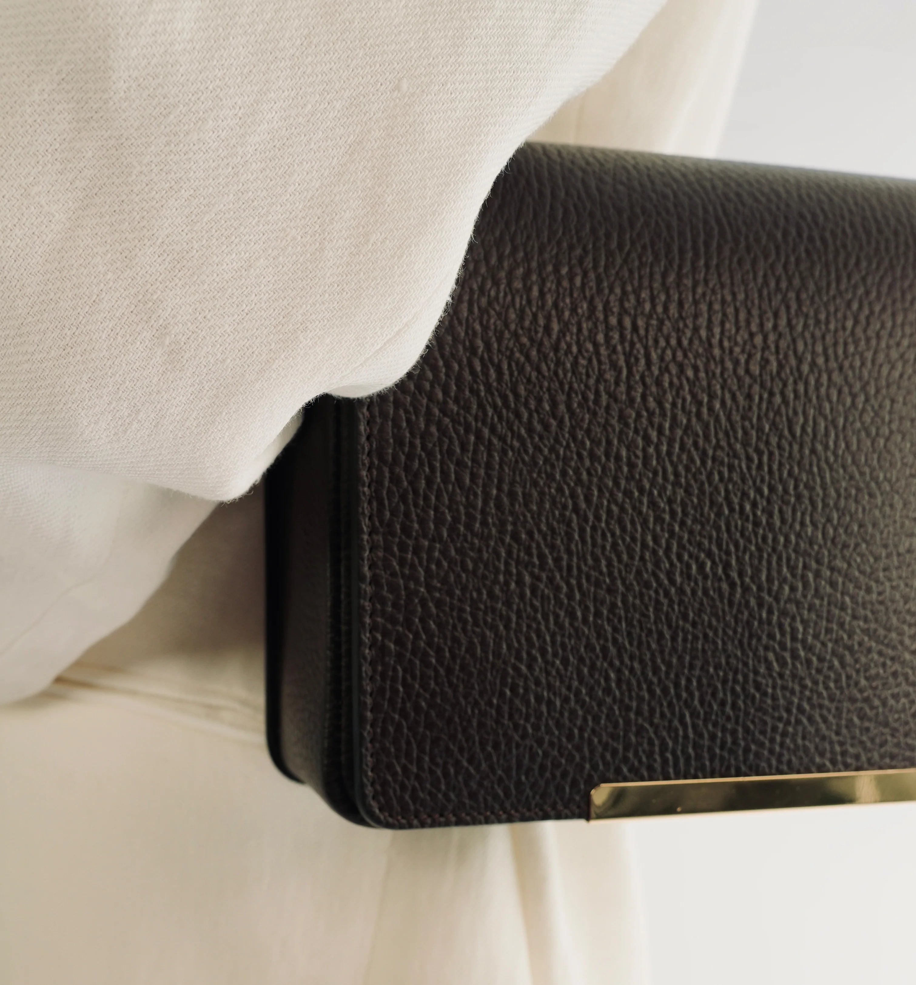 Apatchy London The Newbury Leather Bag